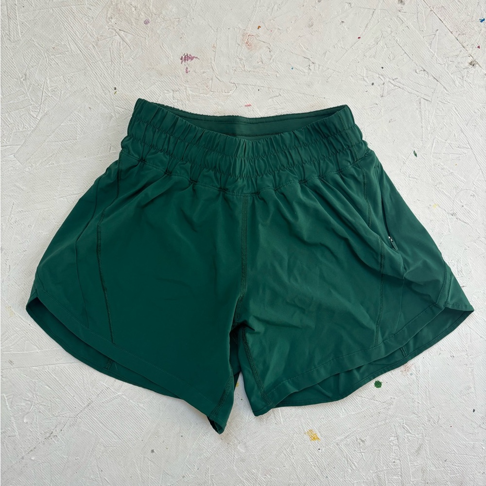 Lululemon hotty hot 4” lined running short